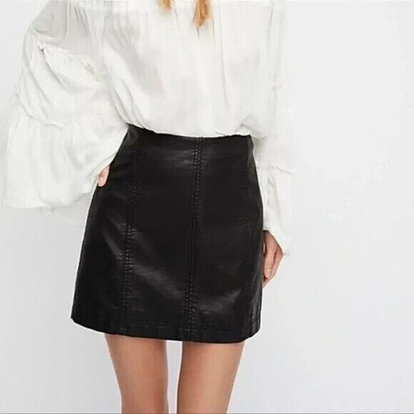 NWOT Free People Modern Femme Faux Leather Vegan Mini Skirt Black 2 XS L… - Picture 1 of 6